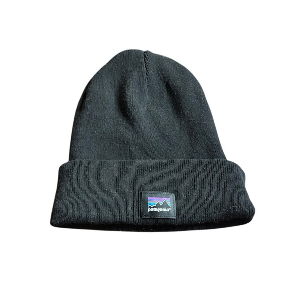Patagonia Knit Beanie Hat Black One Size | Classic Logo Cuffed Winter Cap Unisex